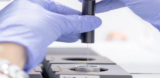laboratorio chimico microbiologico